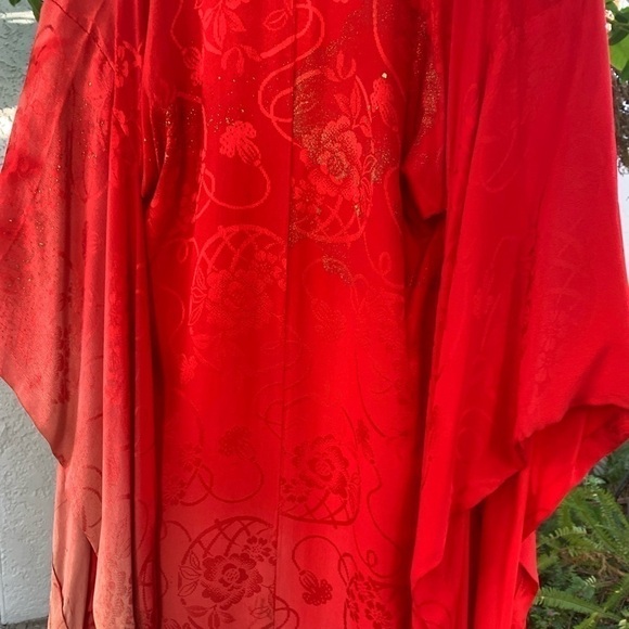 Vtg Kimono Handcrafted Daisy Floral Embroidery | Red Jacquard Print | One Size - Picture 10 of 16